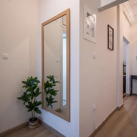 Cozy Koukaki Getaway - Walk To The Acropolis